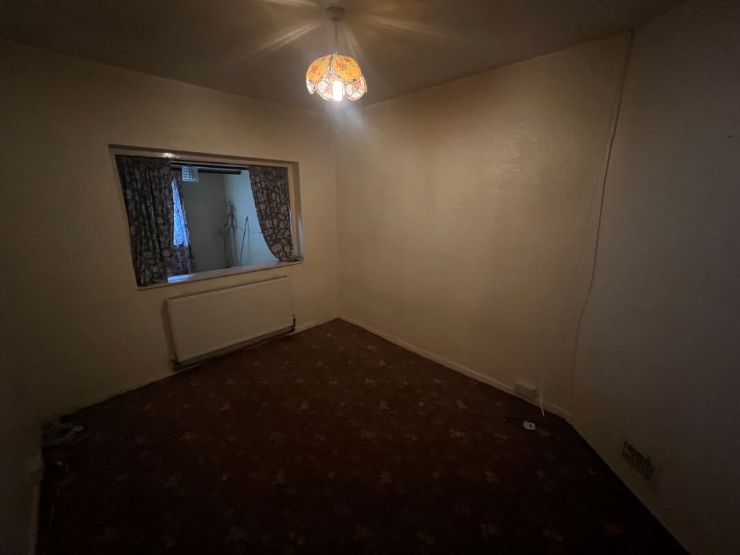 2 bedroom semi detached house in Coseley