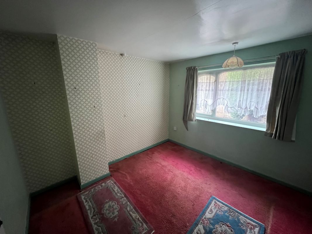 3 bedroom semi detached house in Dudley