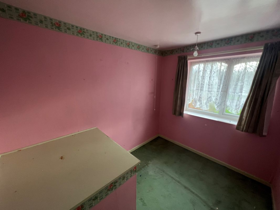 3 bedroom semi detached house in Dudley