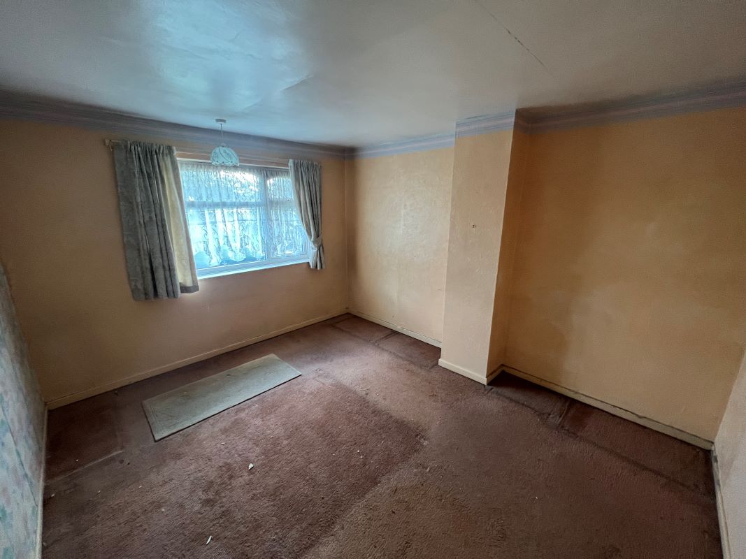 3 bedroom semi detached house in Dudley