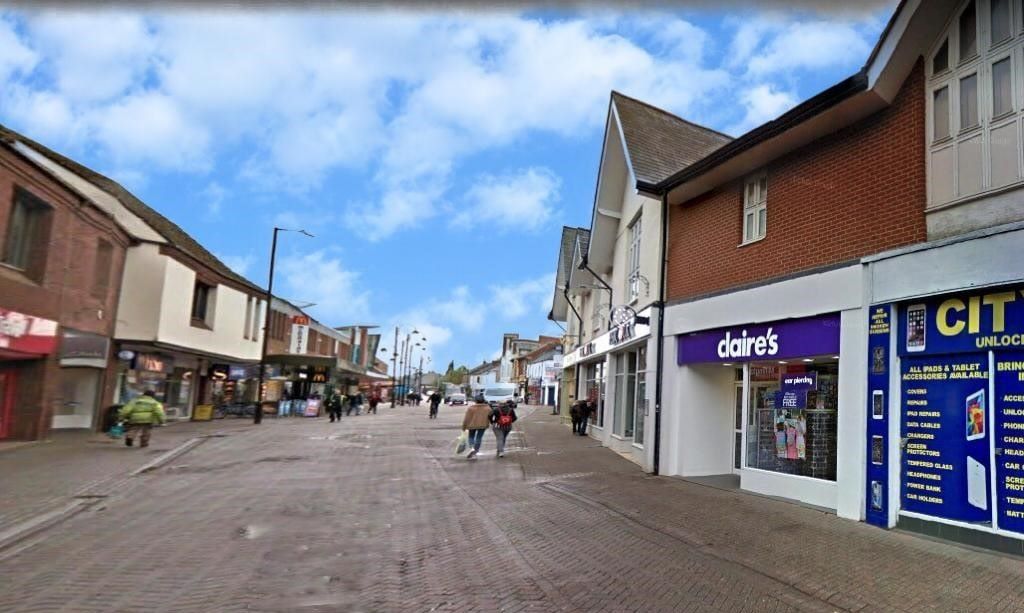 Prominent freehold town centre retail investment in Nuneaton, Warks.