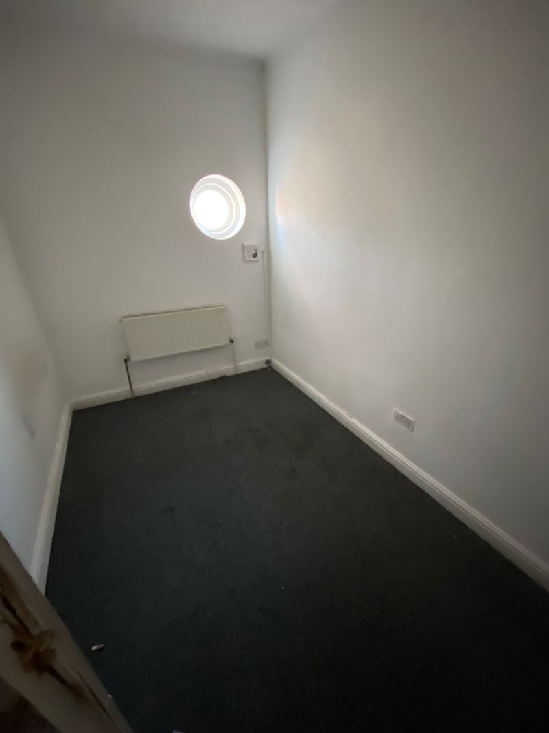Freehold 11 bedroom property in Coventry
