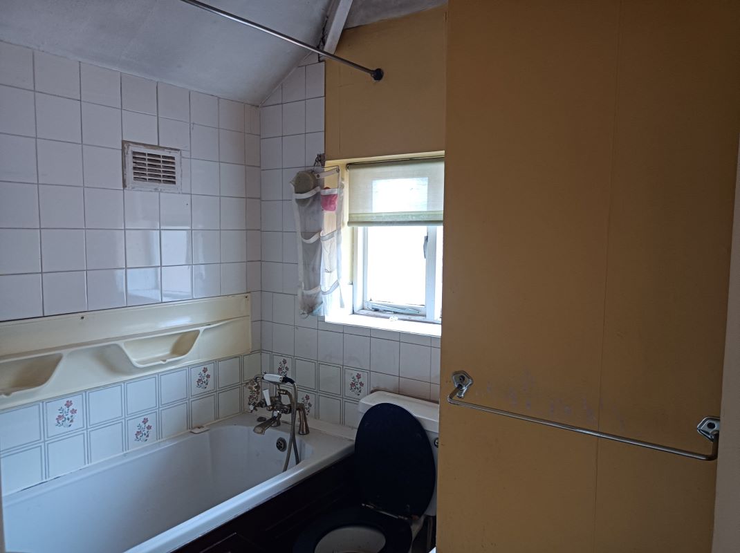 3 bedroom detached house in Walsall