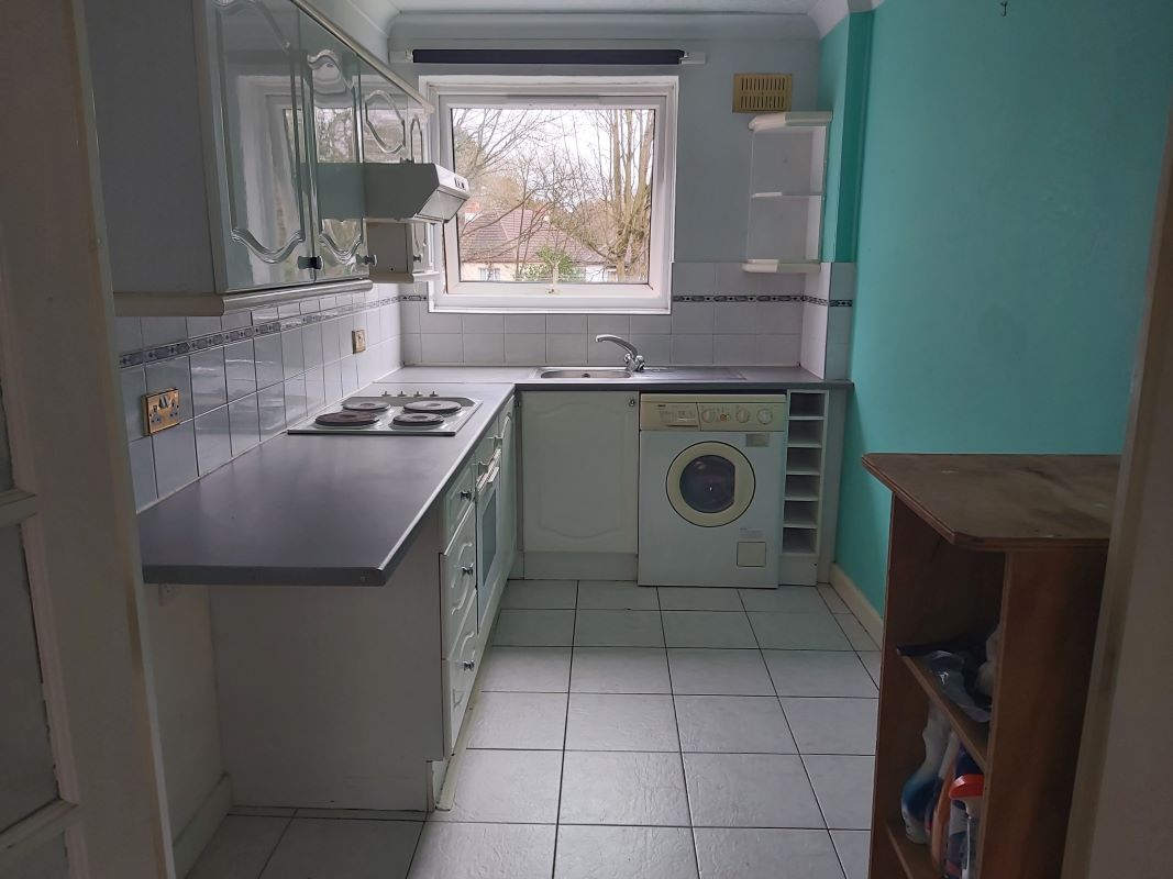 1 bedroom purpose built apartment in Wolverhampton