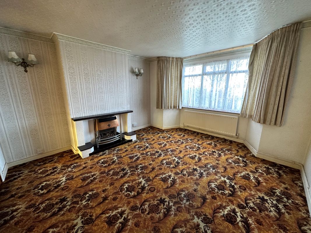 3 bedroom semi detached house in Wolverhampton 