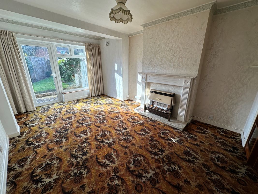 3 bedroom semi detached house in Wolverhampton 