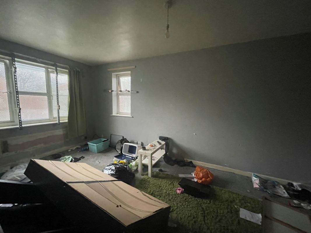 3 bedroom semi detached house in Walsall