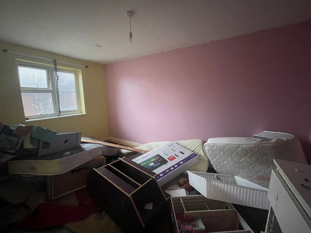 3 bedroom semi detached house in Walsall