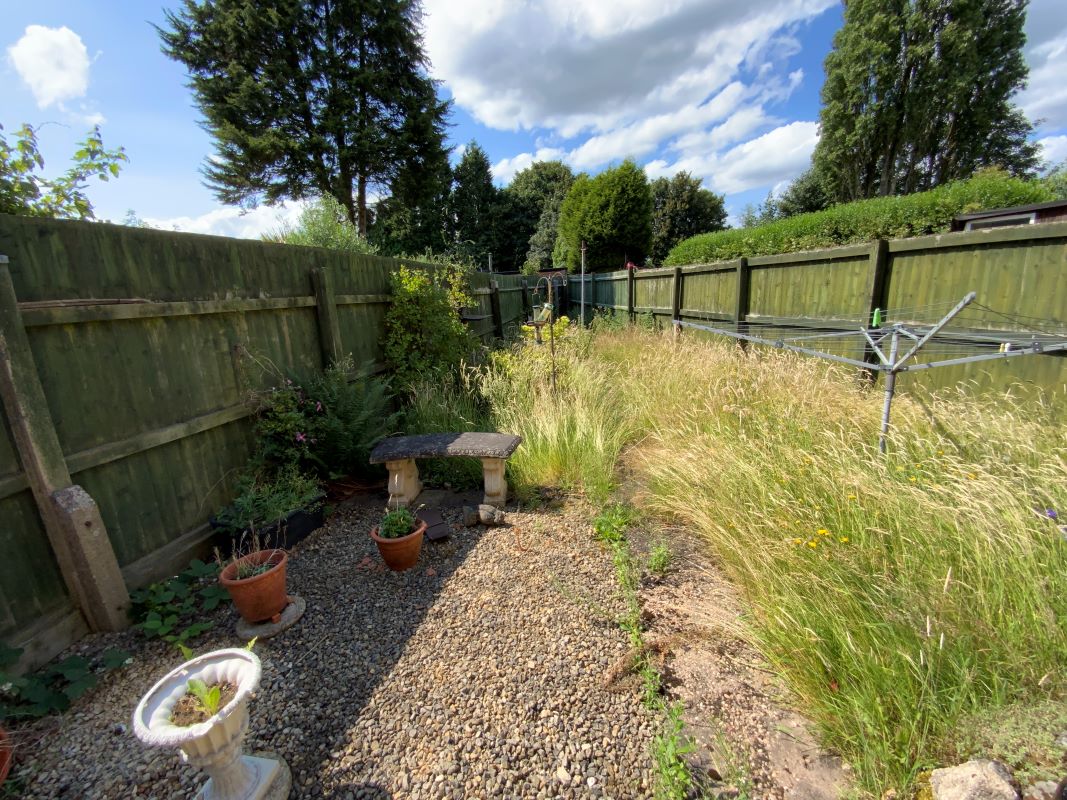 3 bedroom semi detached house in Walsall