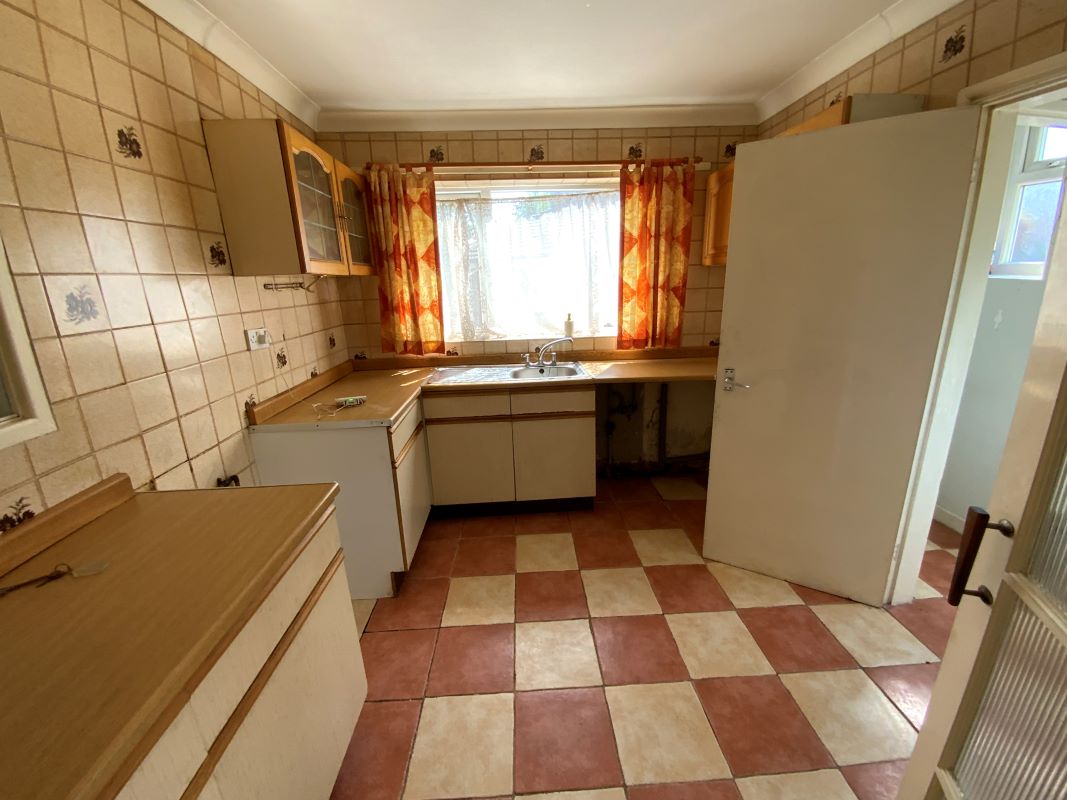 3 bedroom semi detached house in Walsall