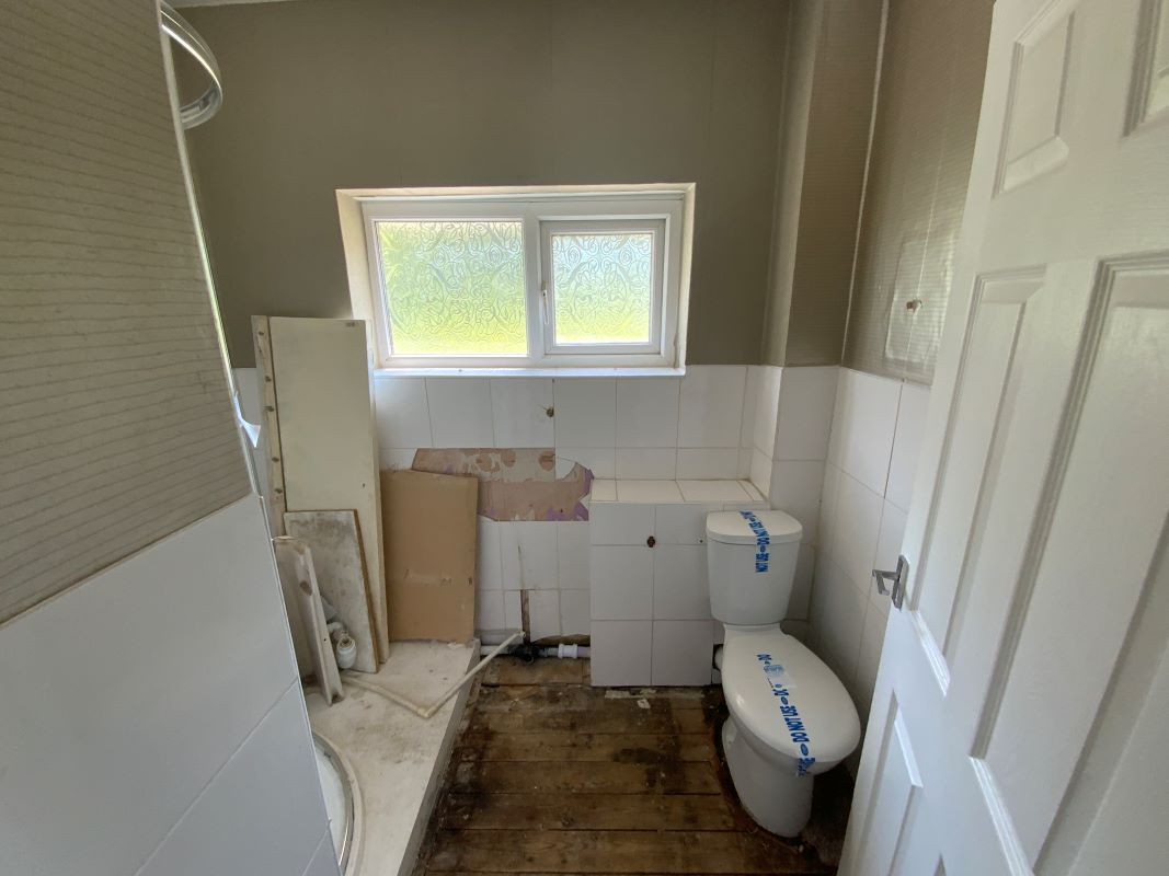 3 bedroom end terraced house in Wolverhampton