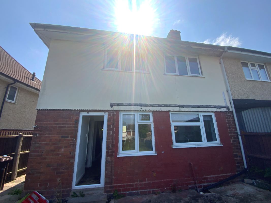 3 bedroom end terraced house in Wolverhampton