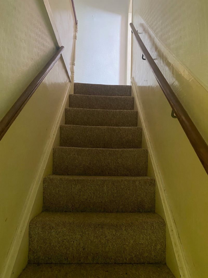 3 bedroom mid terraced house in Wolverhampton