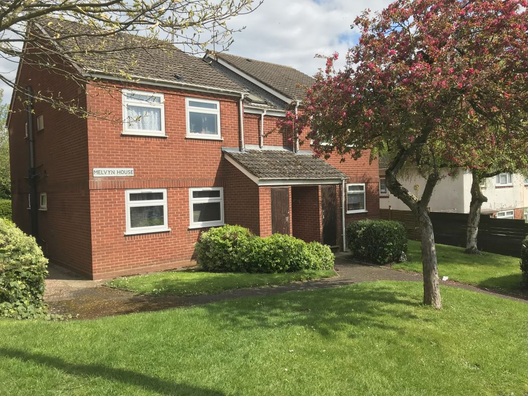 1 bedroom flat in Dudley