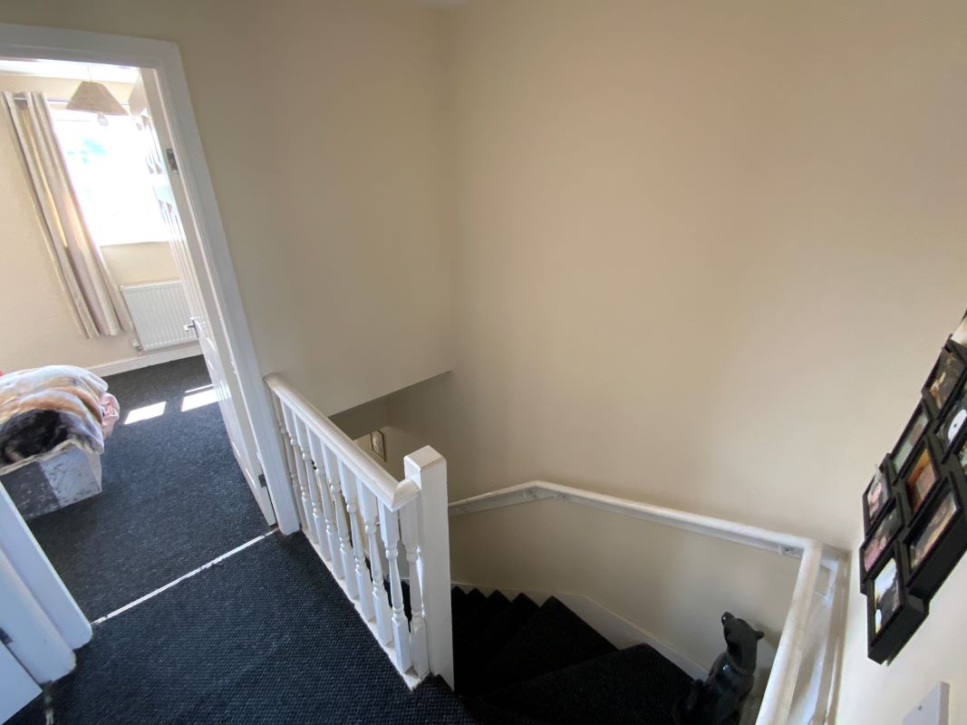 2 bedroom semi detached house in Stoke on Trent 