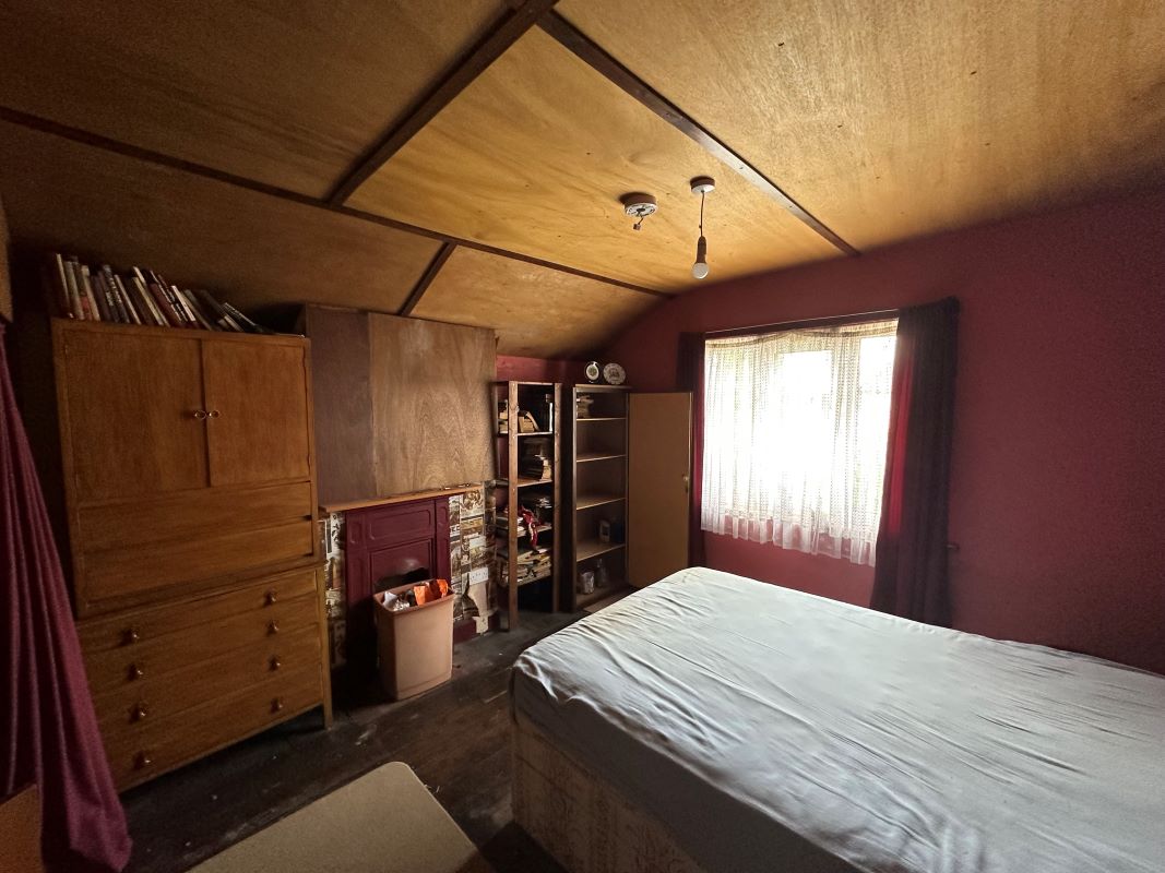 3 bedroom detached house in Wolverhampton