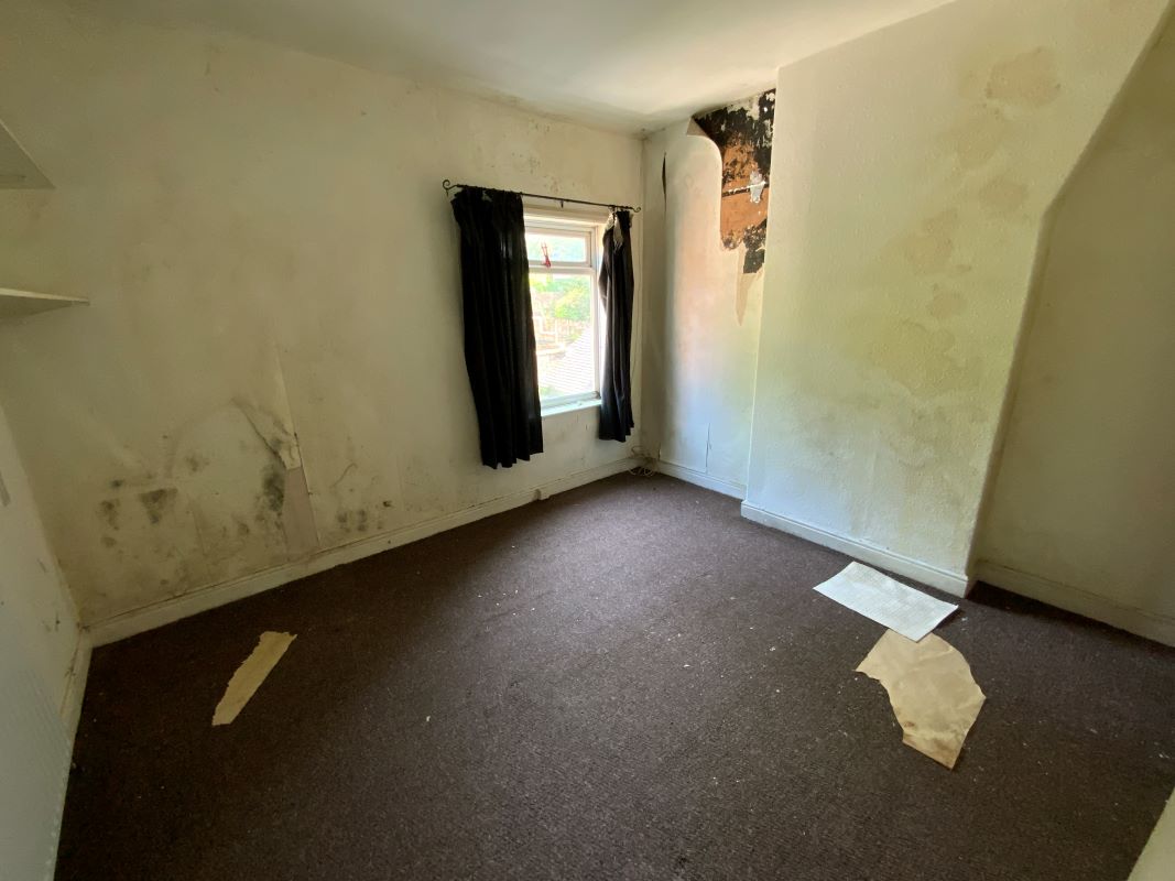 3 bedroom end terraced house in Stoke on Trent 