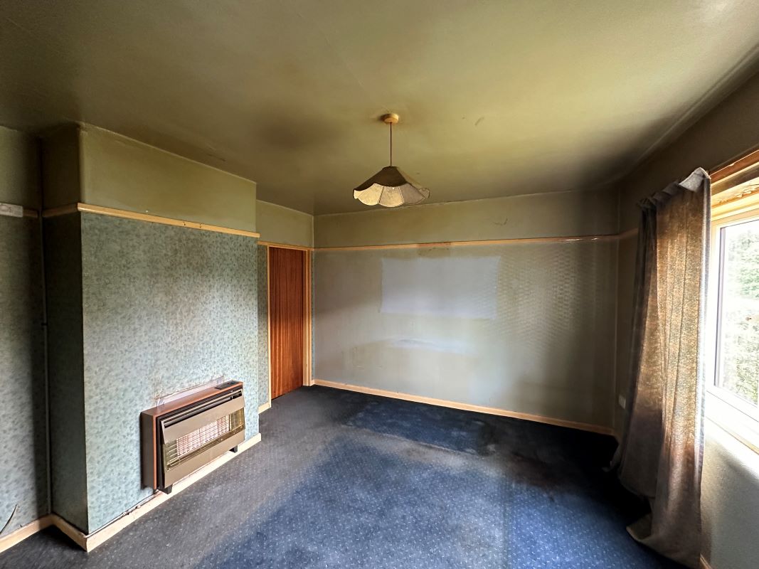 3 bedroom semi detached house in Warrington