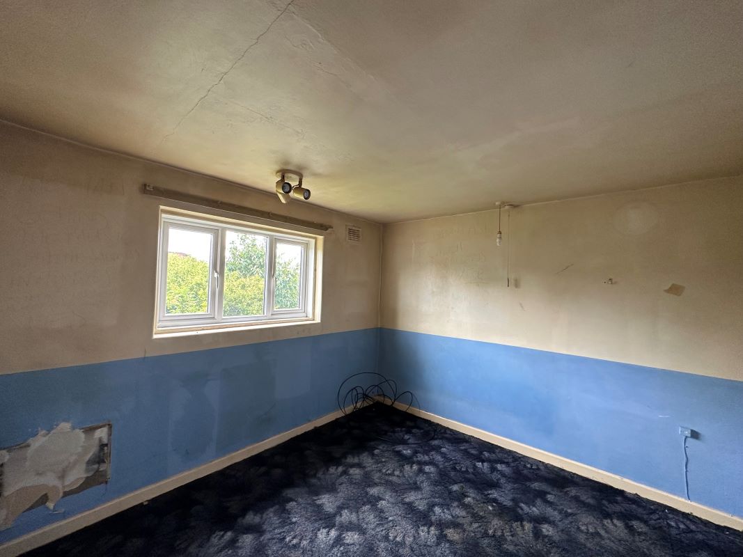 3 bedroom semi detached house in Warrington