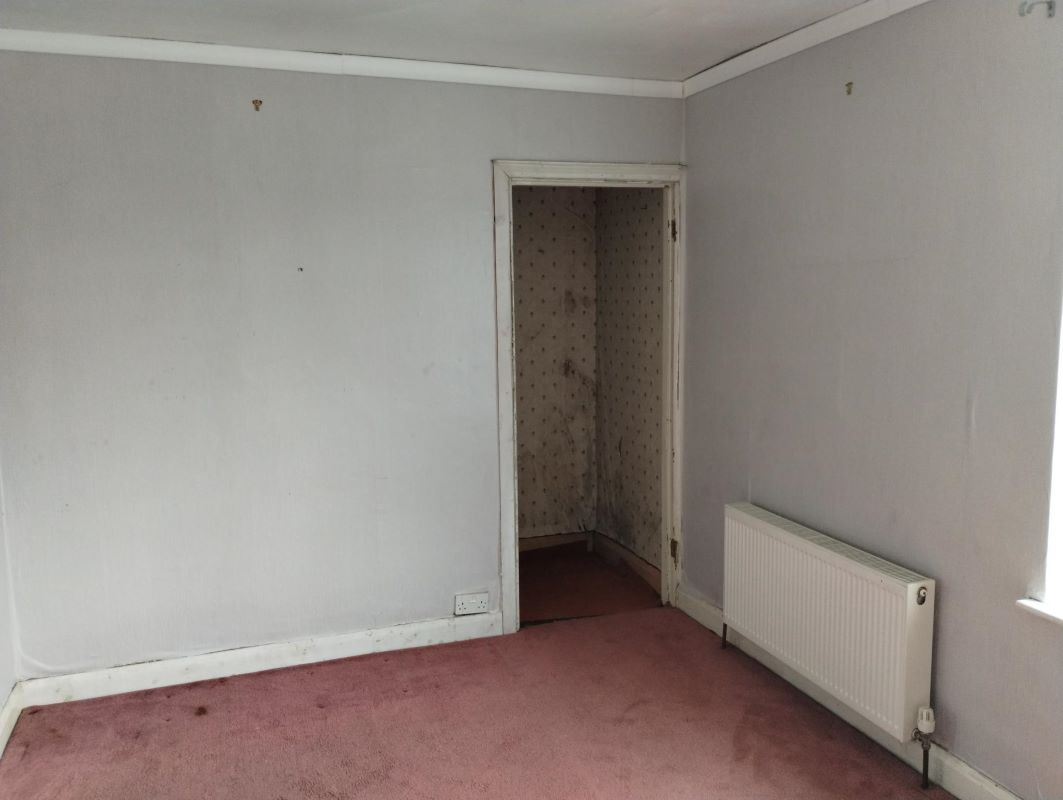3 bedroom semi detached house in Tividale, Oldbury