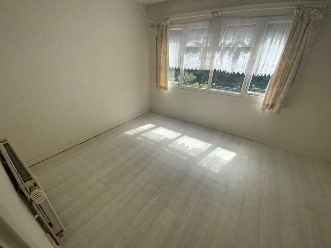 2 bedroom semi detached house in Dudley