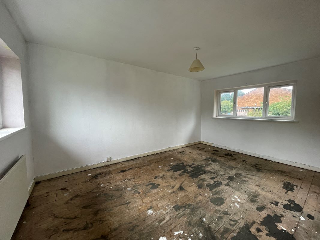 3 bedroom semi detached house in Wolverhampton