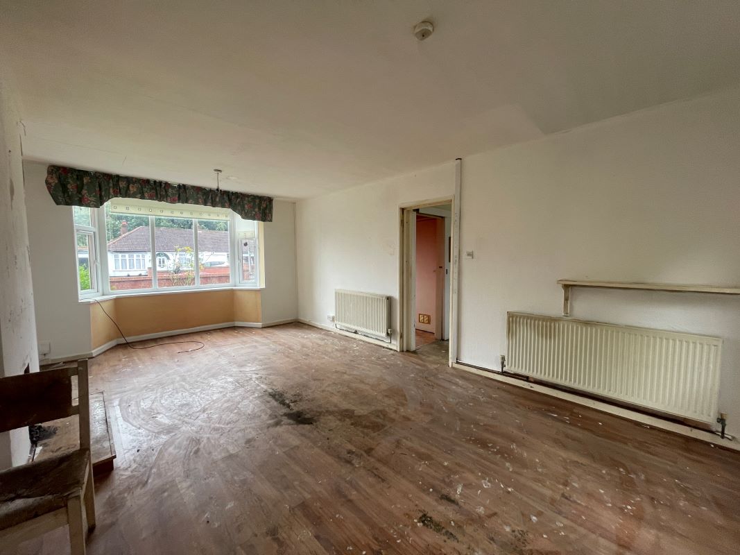 3 bedroom semi detached house in Wolverhampton