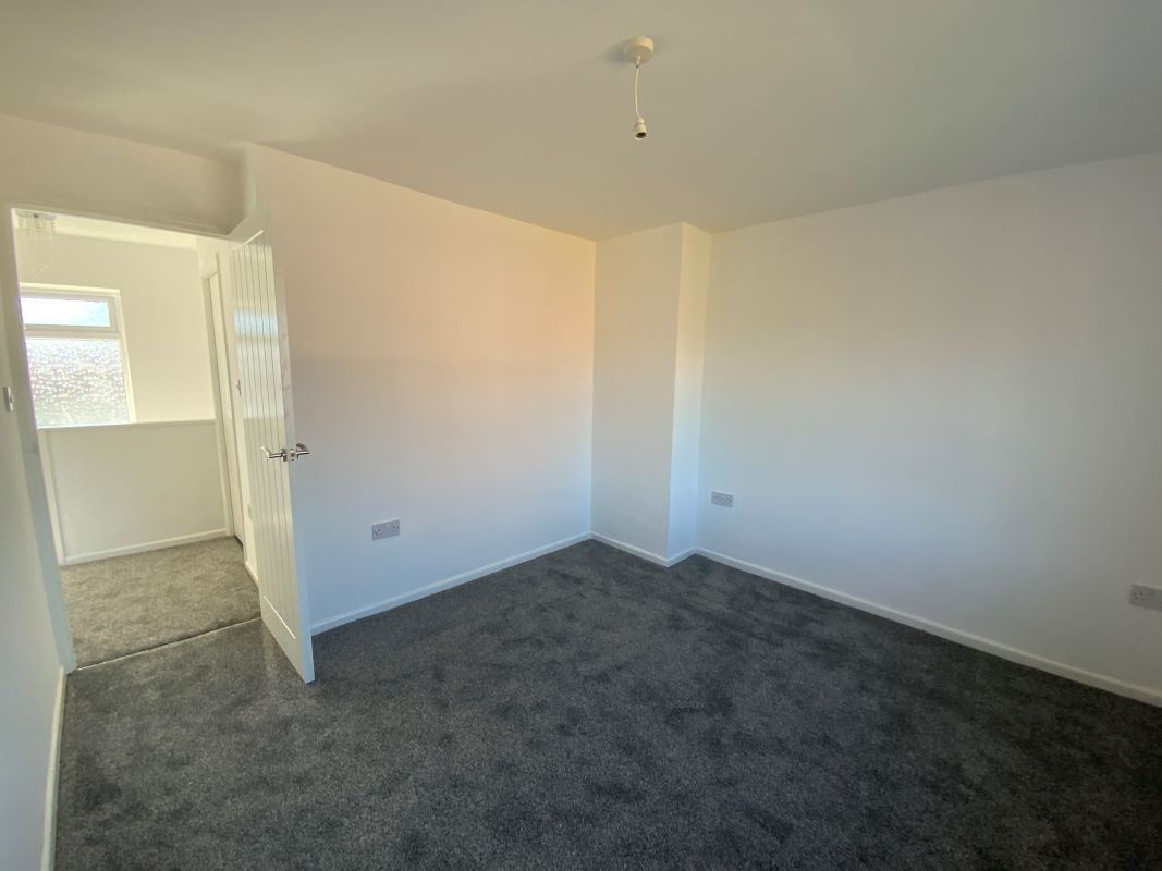 3 bedroom semi detached house in Stafford
