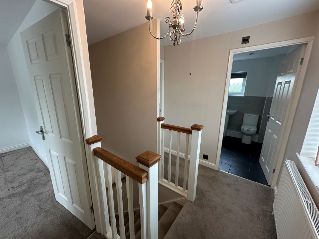 3 bedroom semi detached house in Wolverhampton