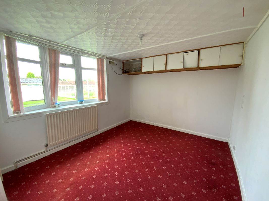 2 bedroom detached bungalow in Wolverhampton 