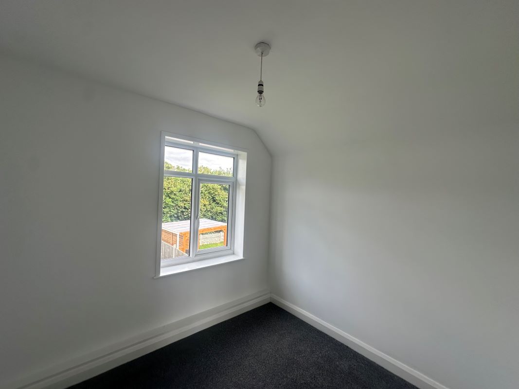 3 bedroom semi detached house in Oldbury