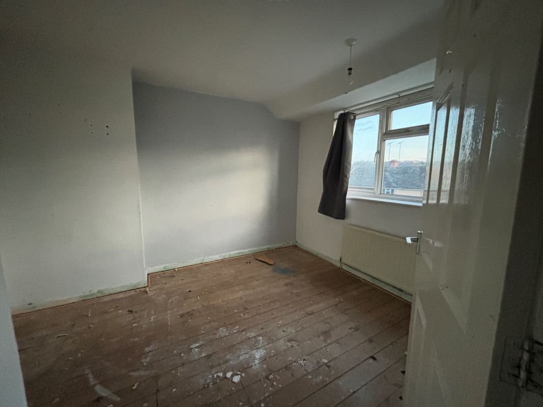 3 room semi detached house in Dudley