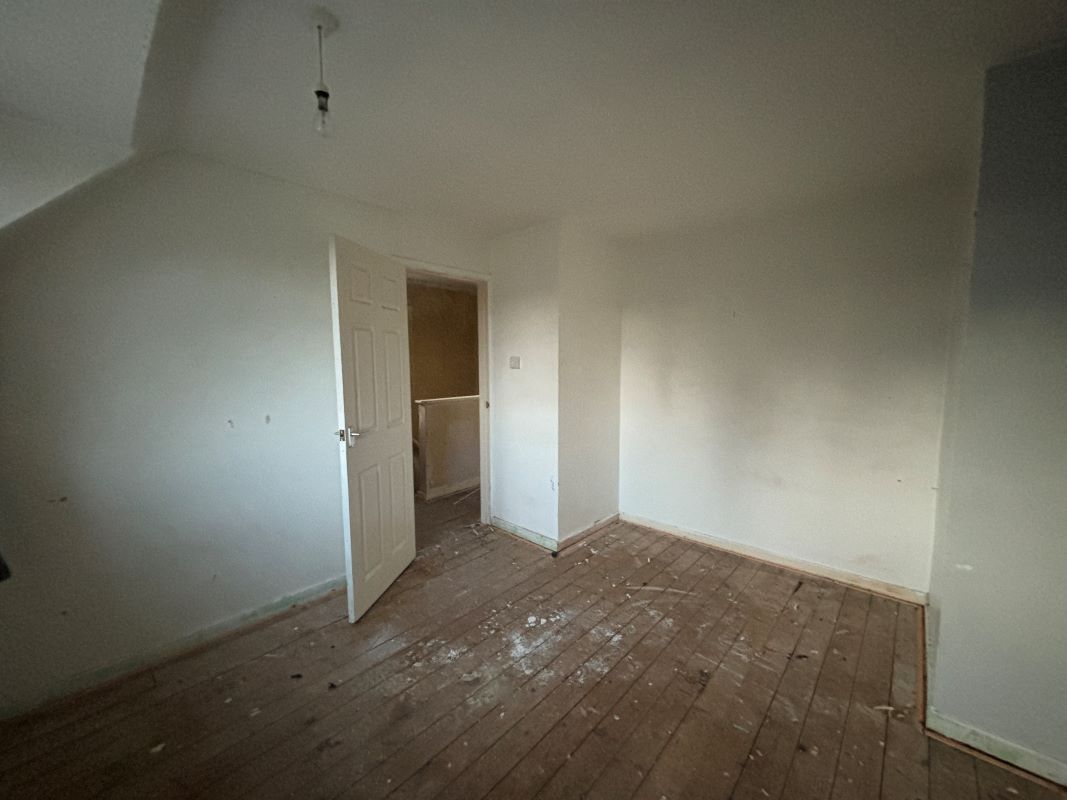 3 room semi detached house in Dudley