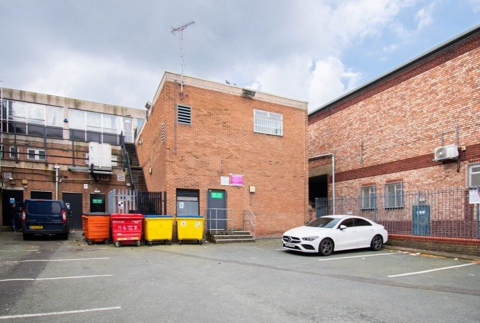 Virtual freehold town centre bank investment in Huyton, Liverpool
