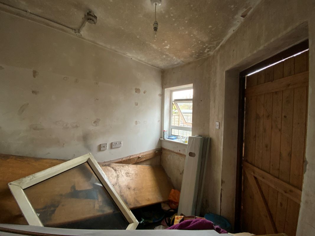 4 bedroom semi detached house in Telford 