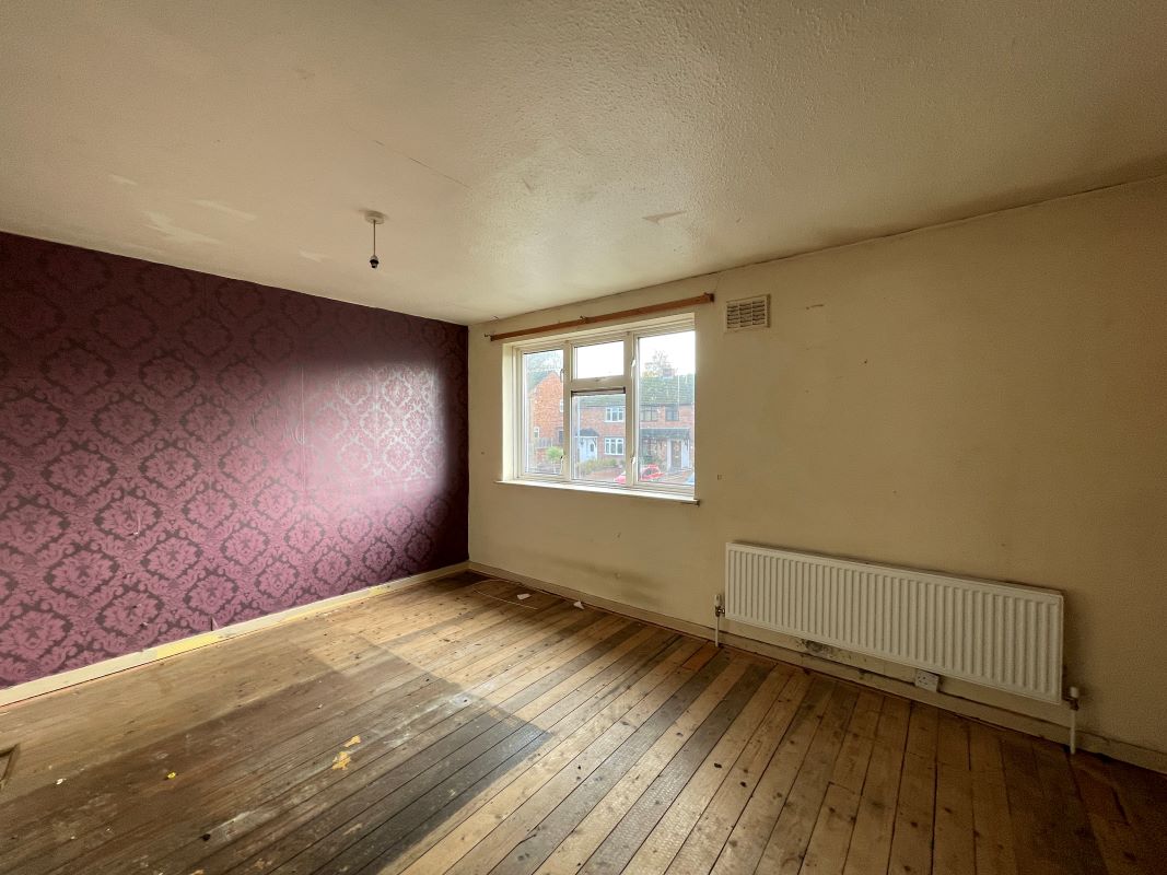 3 room semi detached house in Brierley Hill
