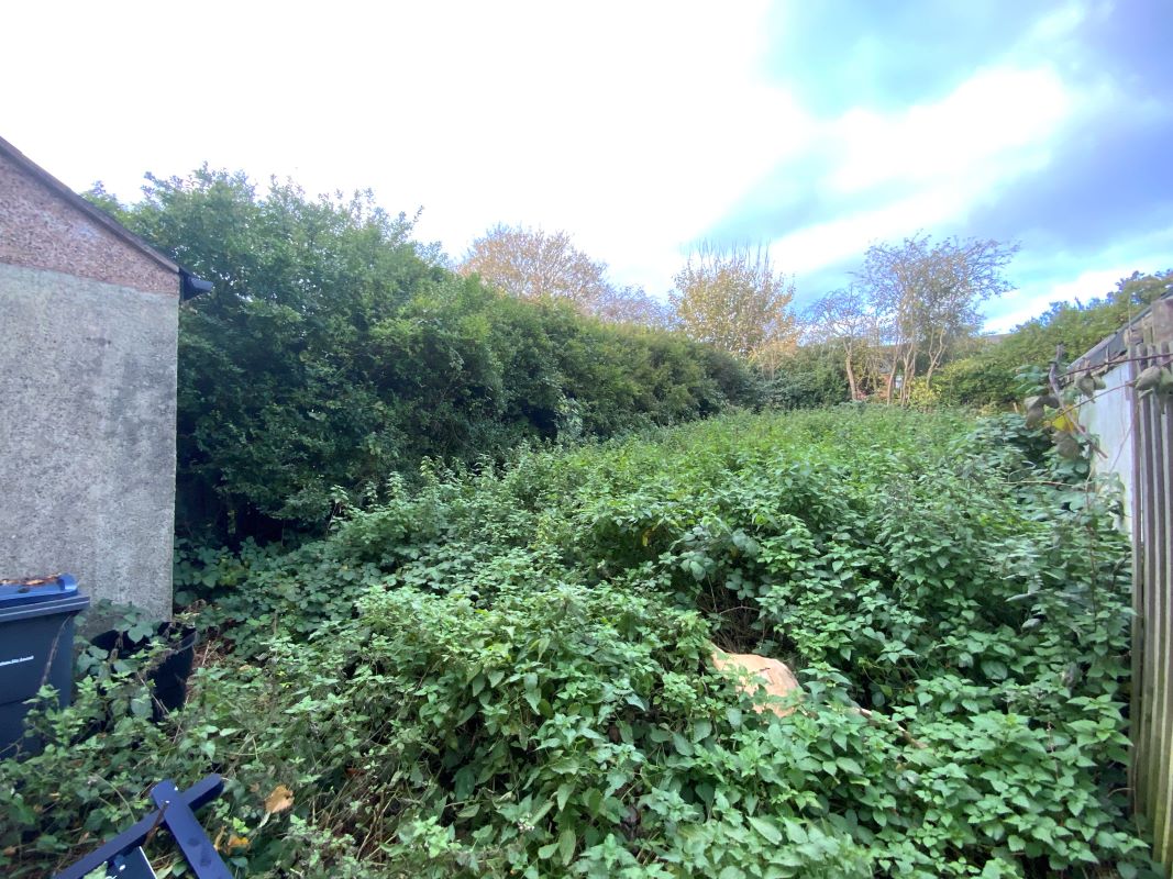 3 bedroom semi detached house in Birmingham 