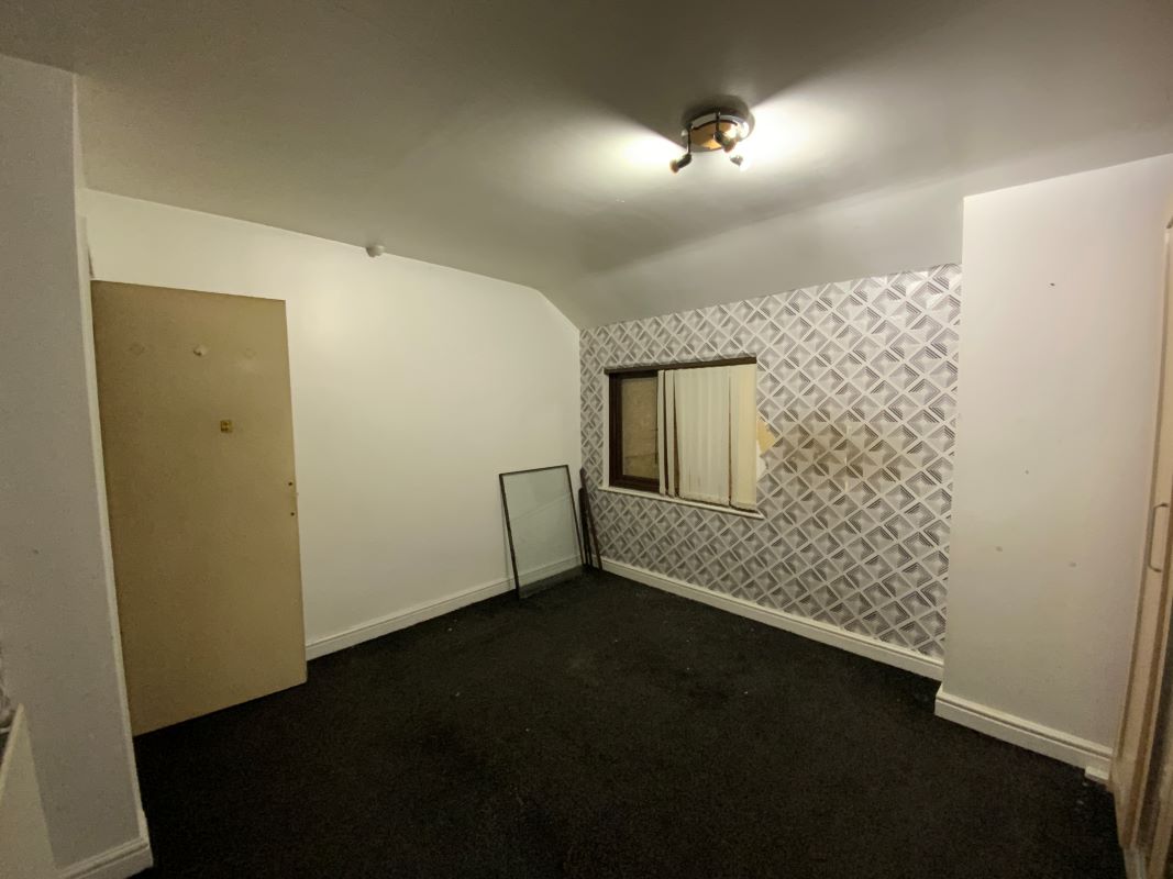 3 bedroom end terraced house in Walsall