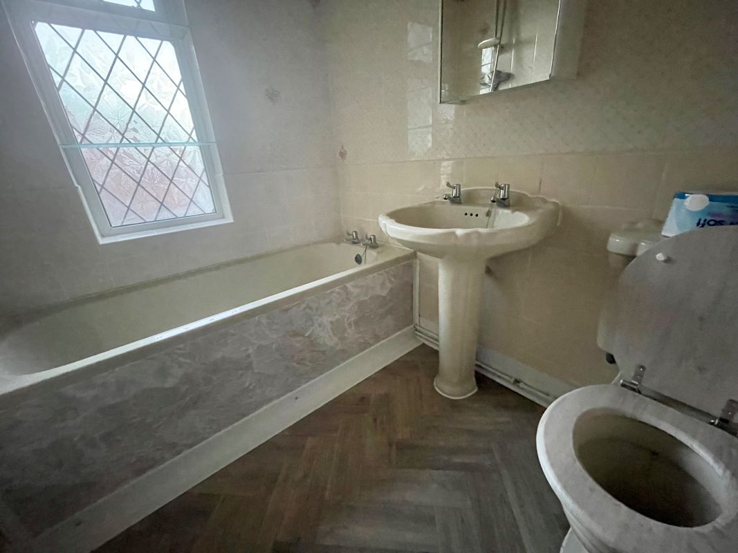 3 bedroom detached house in Oldbury