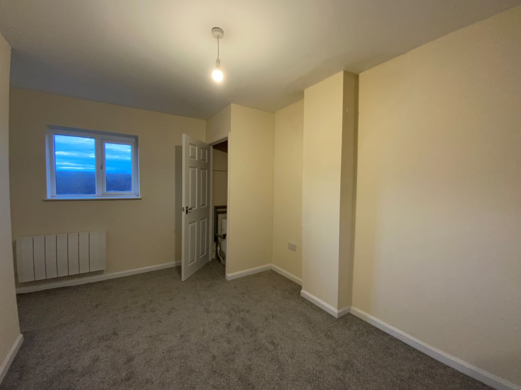 3 bedroom semi detached house in Swadlincote
