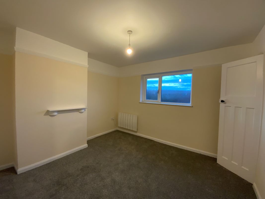 3 bedroom semi detached house in Swadlincote