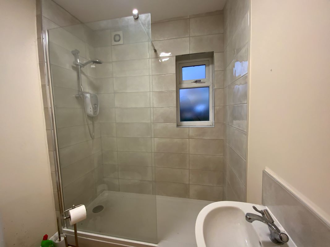 3 bedroom semi detached house in Swadlincote