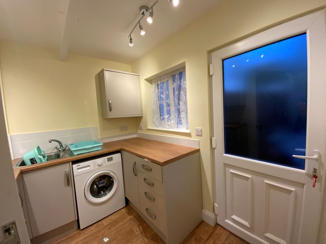 3 bedroom semi detached house in Swadlincote