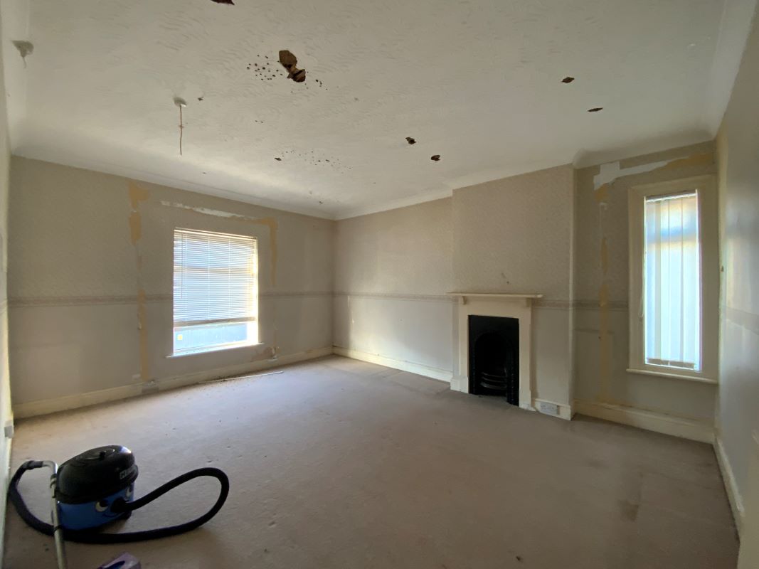 7 bedroom mixed use property in Swadlincote - Being offered on behalf of the LPA Receivers