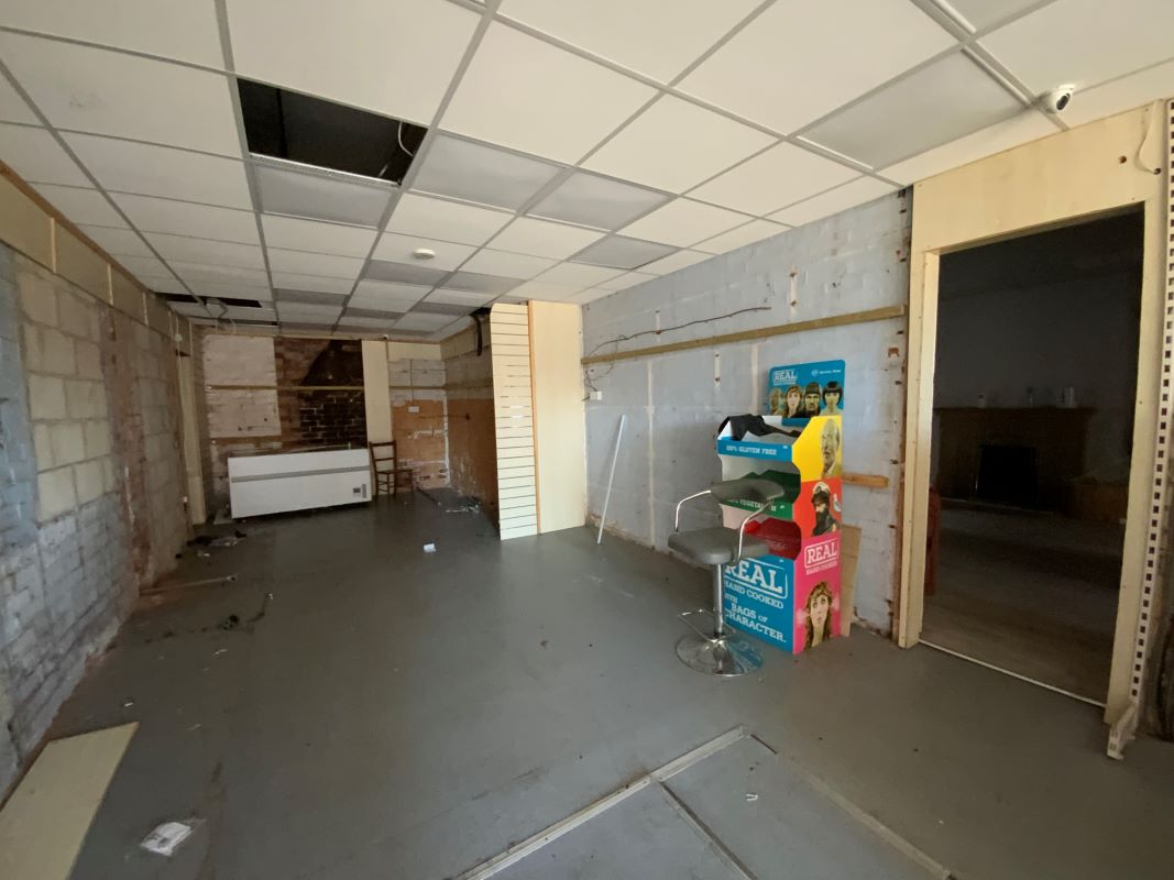 7 bedroom mixed use property in Swadlincote - Being offered on behalf of the LPA Receivers