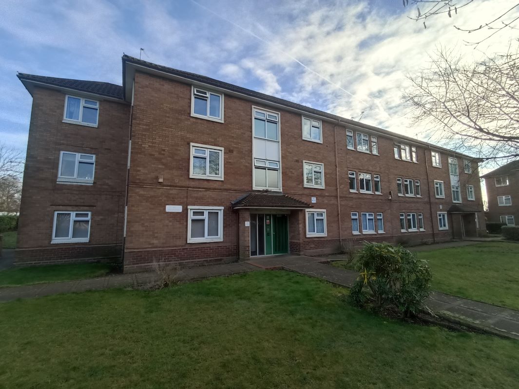 1 bedroom second floor flat in Walsall