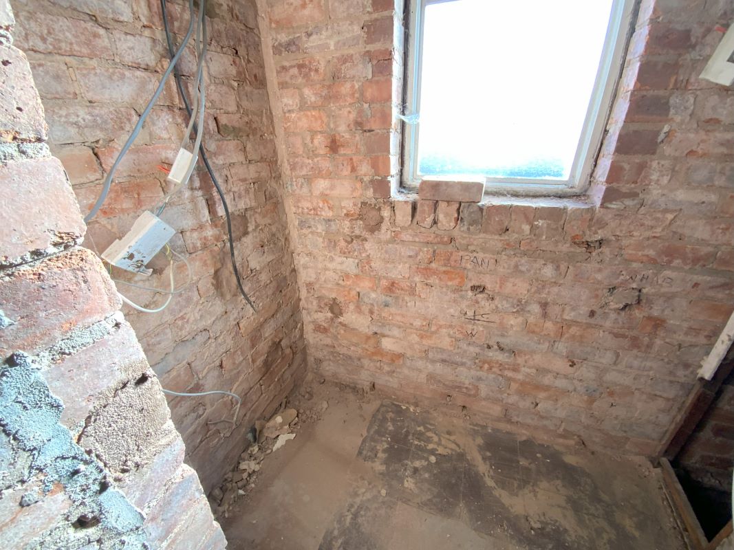 1 bedroom second floor flat in Walsall