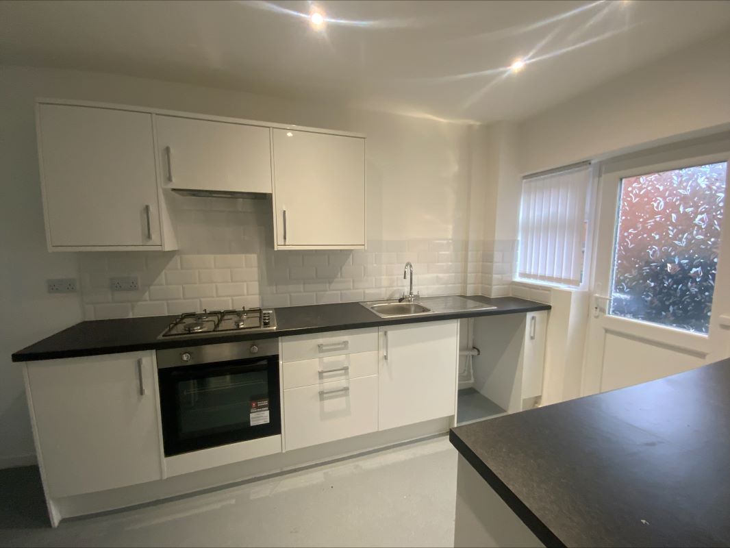 3 bedroom semi detached house in Birmingham