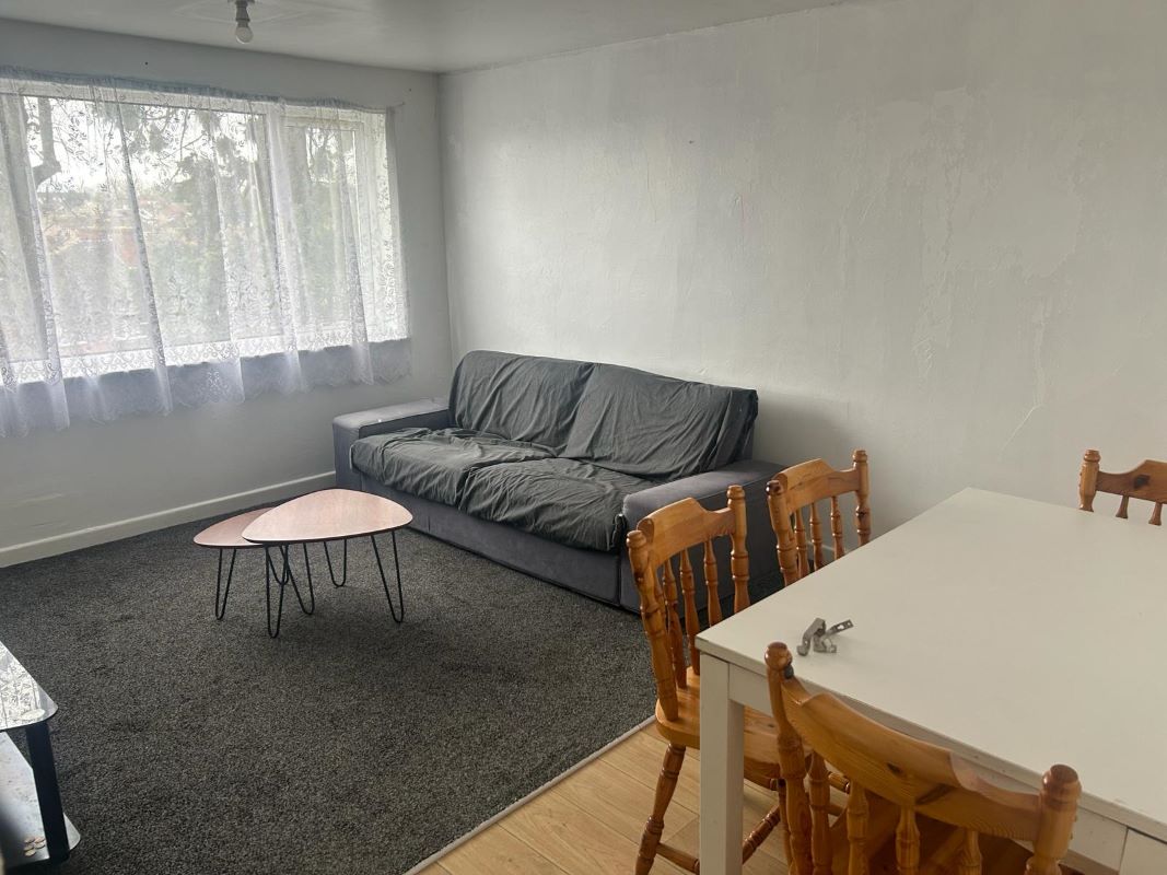 2 bedroom flat in Leamington Spa
