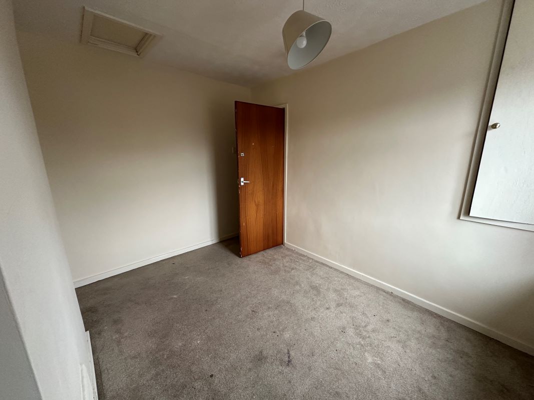 2 bedroom mid terraced house in Stoke on Trent